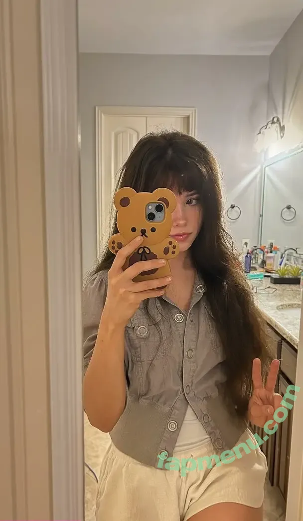 emmyuh nude photo #0007 (emmybeehz / emmyurr)