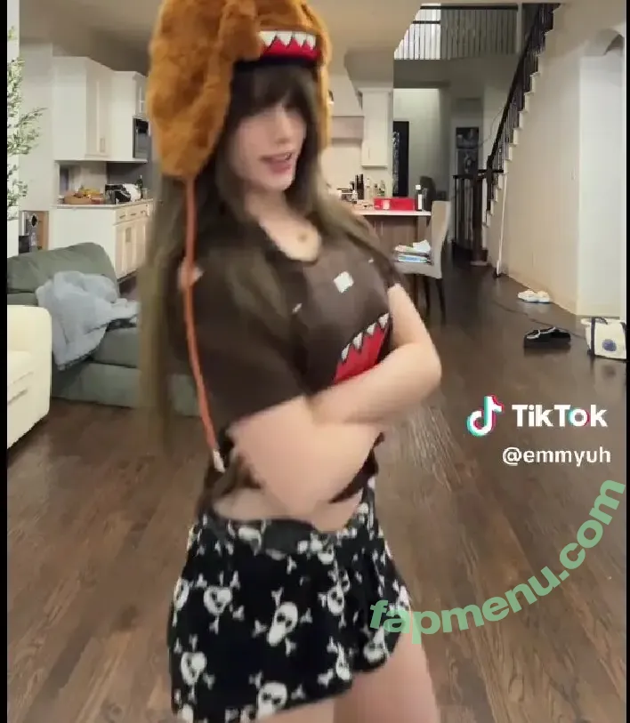 emmyuh nude photo #0025 (emmybeehz / emmyurr)