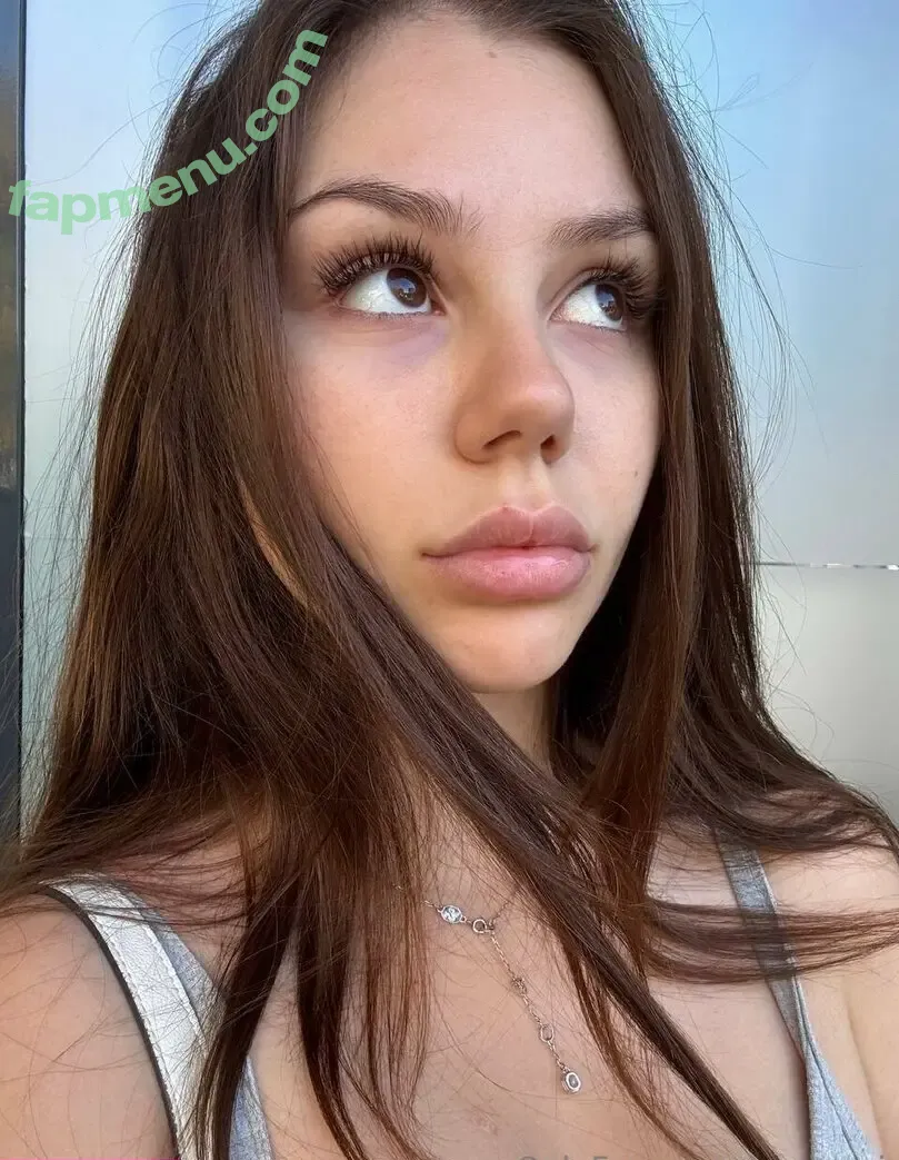 emmyxi nude photo #0106 (emmi_xi)