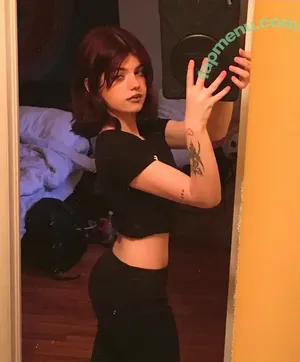  nude photo #0005