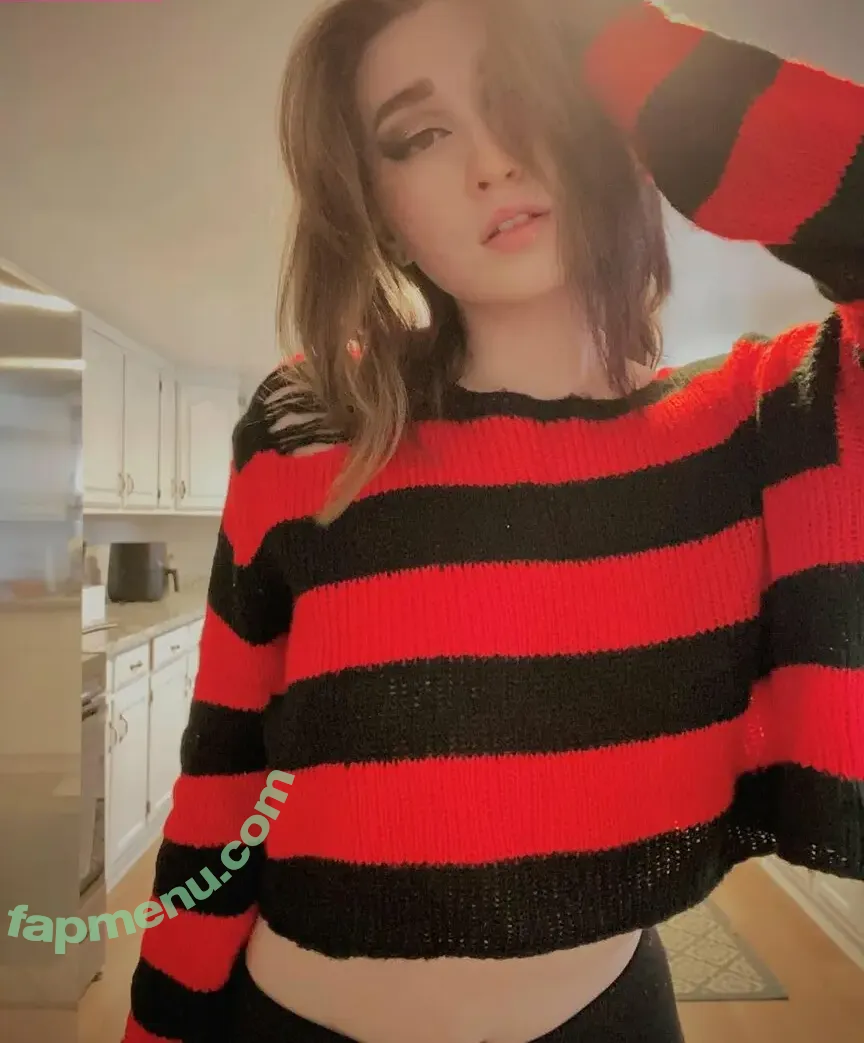 emoreptar nude photo #0045 (emoreptar98)