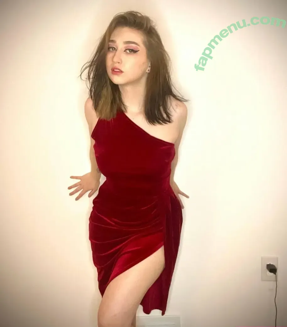 emoreptar nude photo #0046 (emoreptar98)