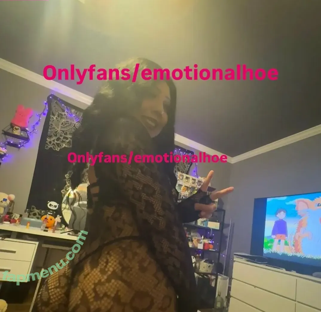 emotionalhoe nude photo #0012 (emotionalhoe)