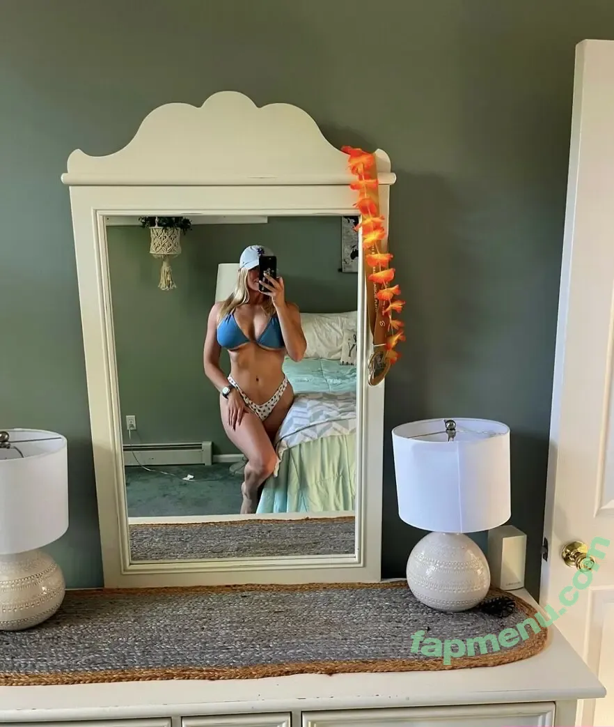 EmSportsTakes nude photo #0060 (emily.kate.clasen)