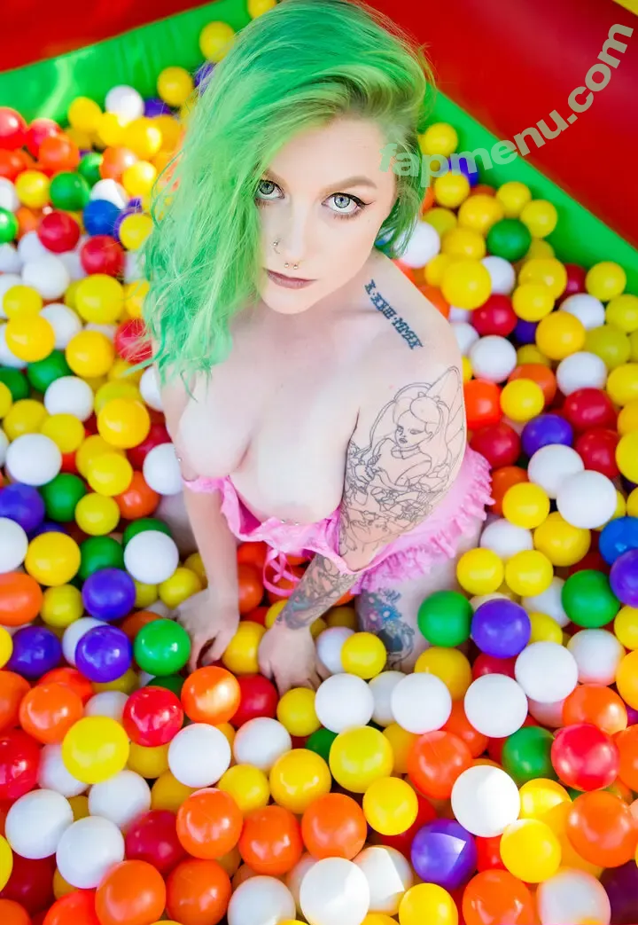 enigmasuicide nude photo #0048 (justanenigma_)