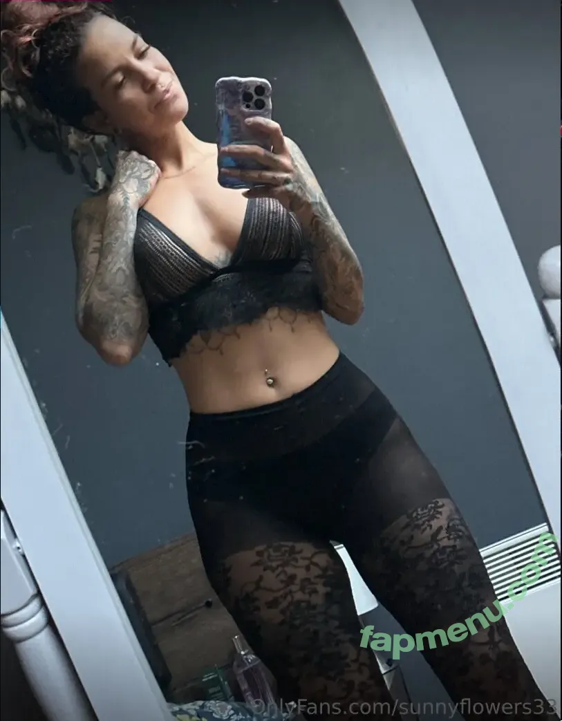 eratyum nude photo #0027 (erika.bln_)