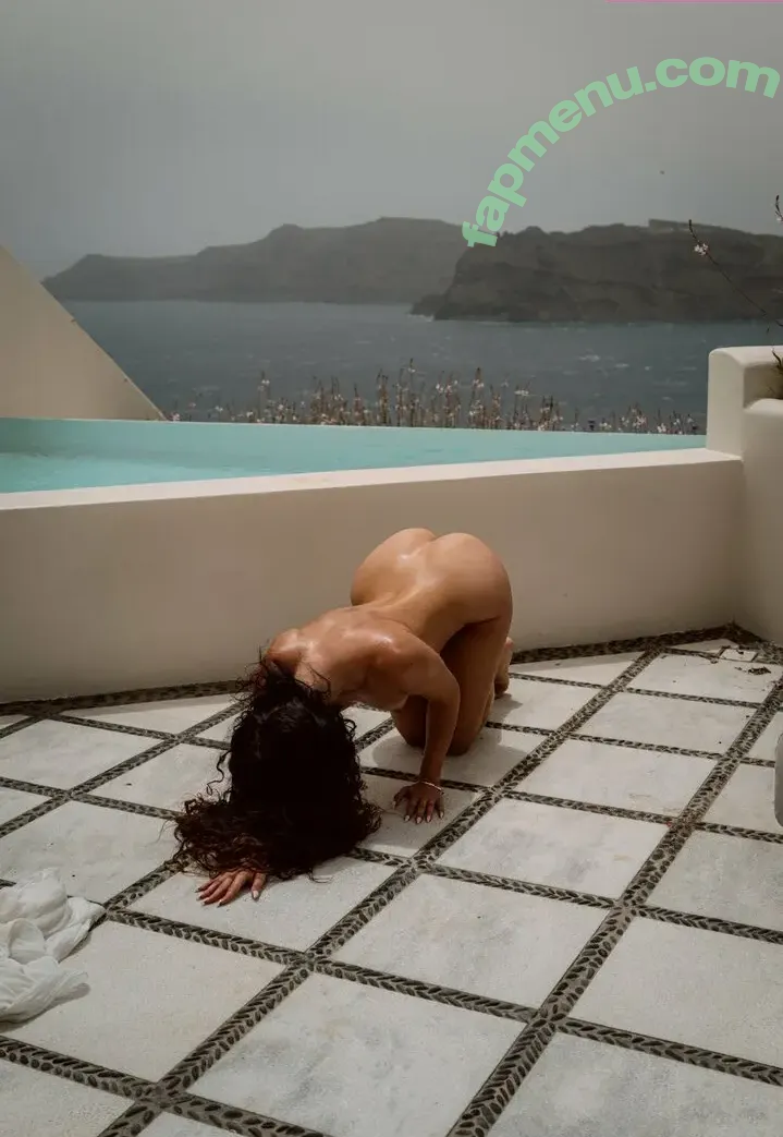 Eri Vlc nude photo #0007 (eri.vlc / erivlc)
