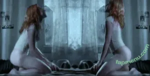  nude photo #0002