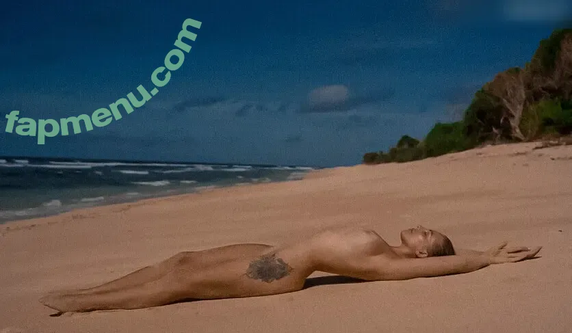 Erika Helin nude photo #0013 (erika.helin / erikahelin)