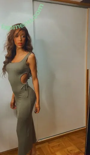  nude photo #0002