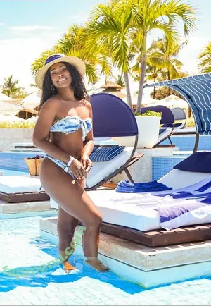 Erika Januza / erikajanuza nude photo #0218