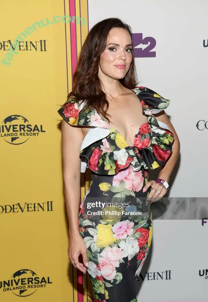 Erin Cahill nude photo #0039 (theerincahill)