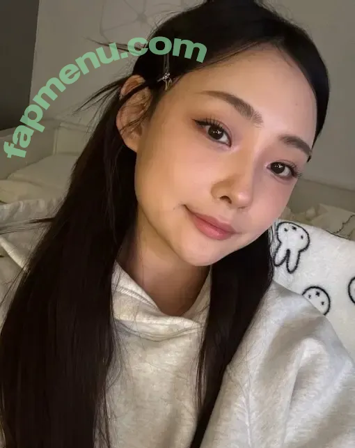 esblee nude photo #0143 (Esther Lee / esblee2 / goodie_isabelle)