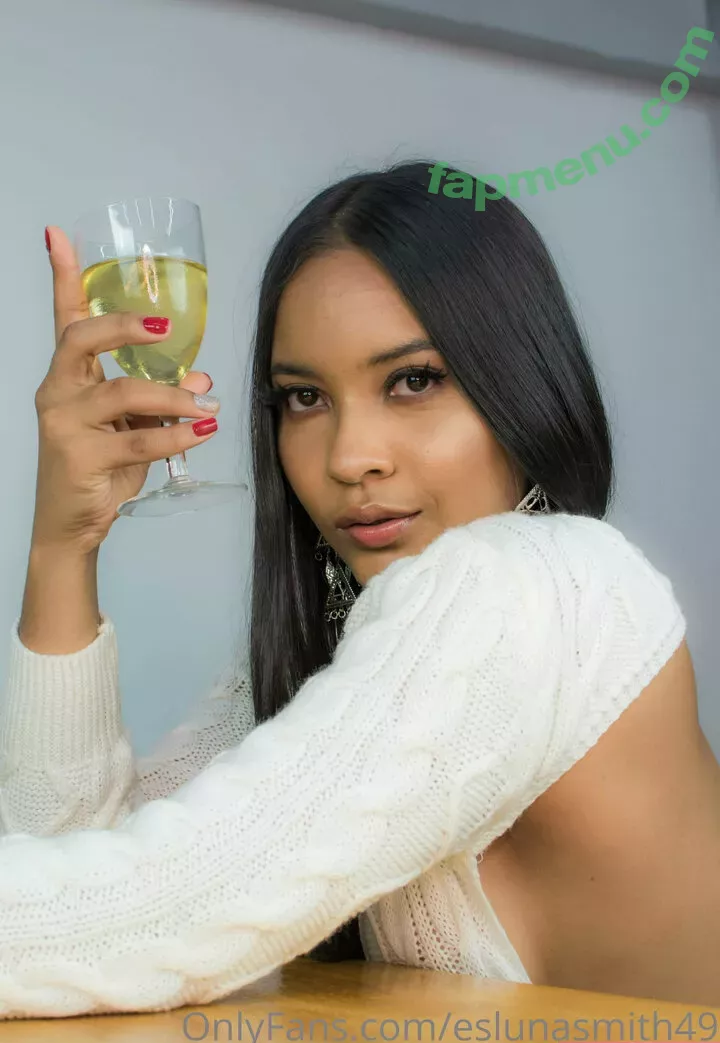 eslunasmith49 nude photo #0007 (eslunasmith49)