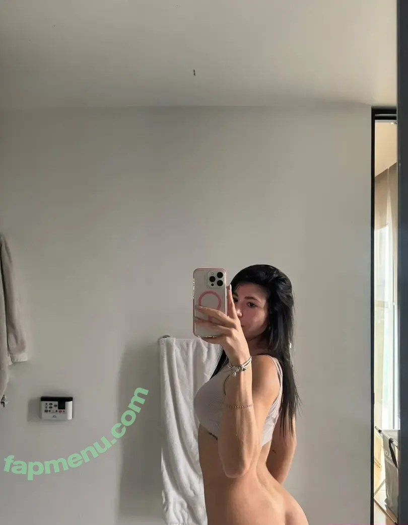 Esmibal nude photo #0006 (Esmibal)