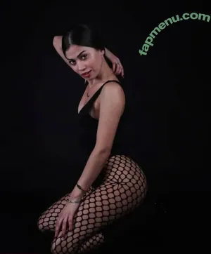  nude photo #0007