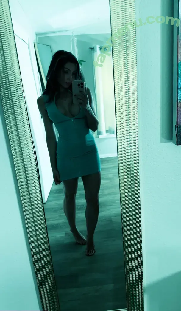 essiac nude photo #0023 (Casssie / cassie)