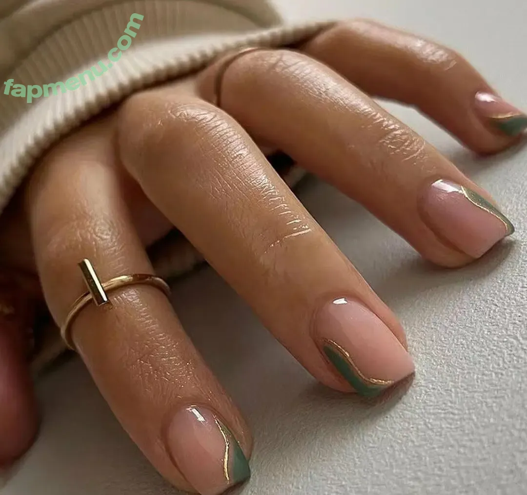 Essie Bone nude photo #0004 (Essie Bone)