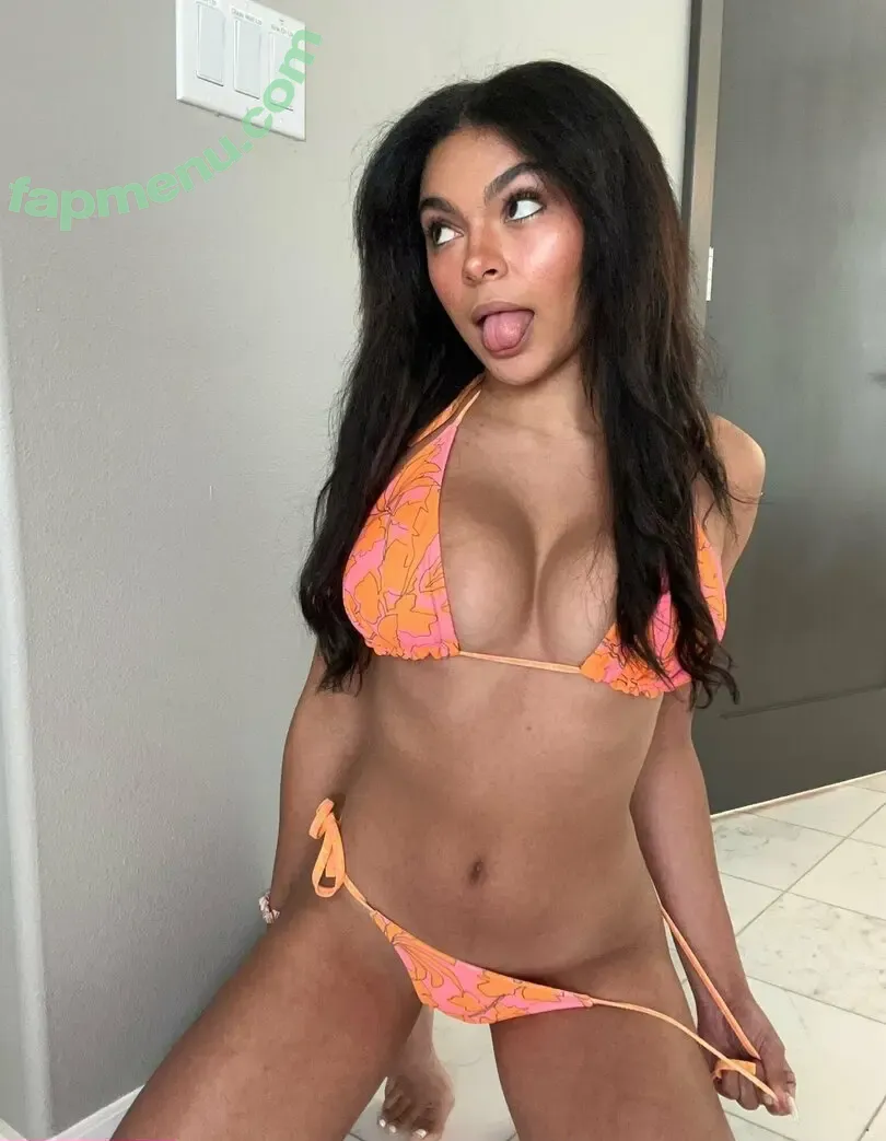 esteemae nude photo #0001 (esteemae)