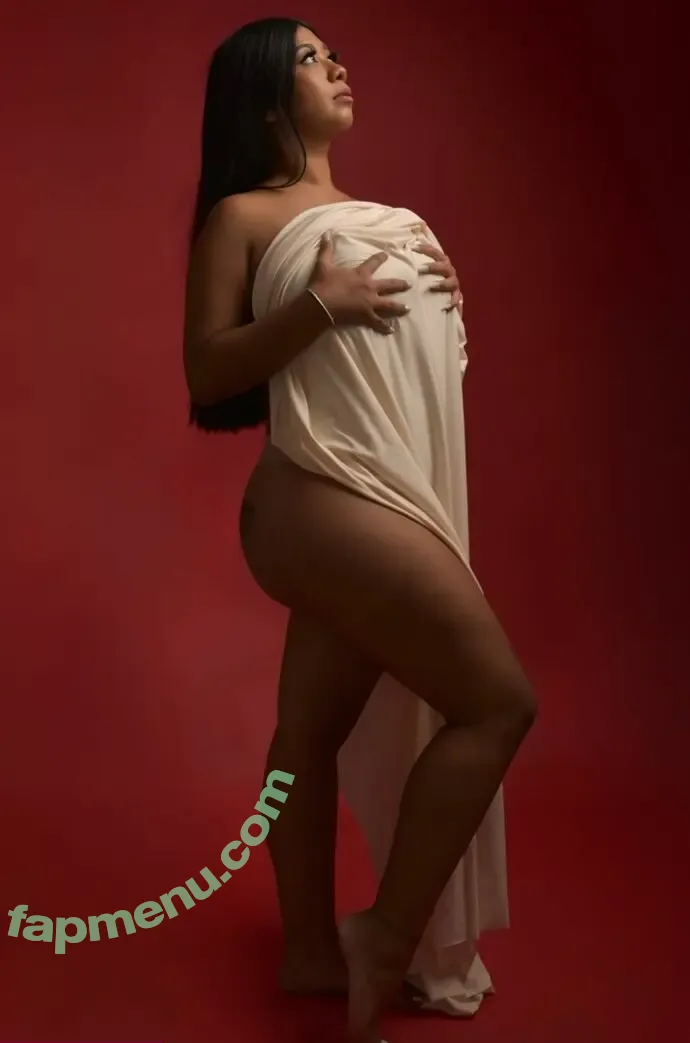 Estephania Alvarez nude photo #0063 (Fanialvc / faalvc)
