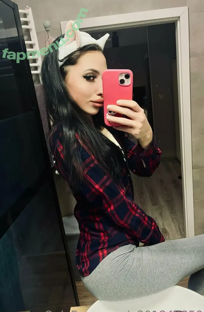 estherbabyy nude photo #0001 (estherbaby)