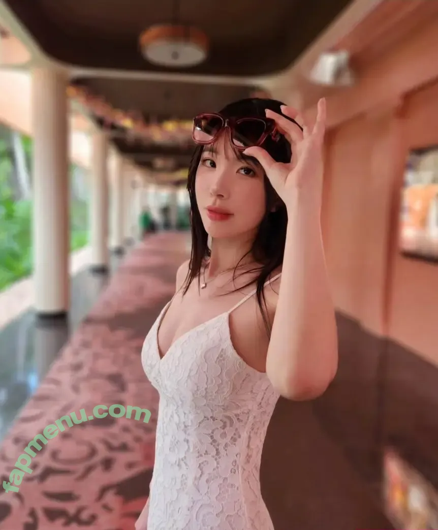 estherlynnhhj nude photo #0002 (estherlynnhhj)