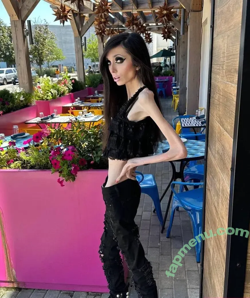 Eugenia Cooney nude photo #0105 (eugenia_cooney / eugeniacooney)