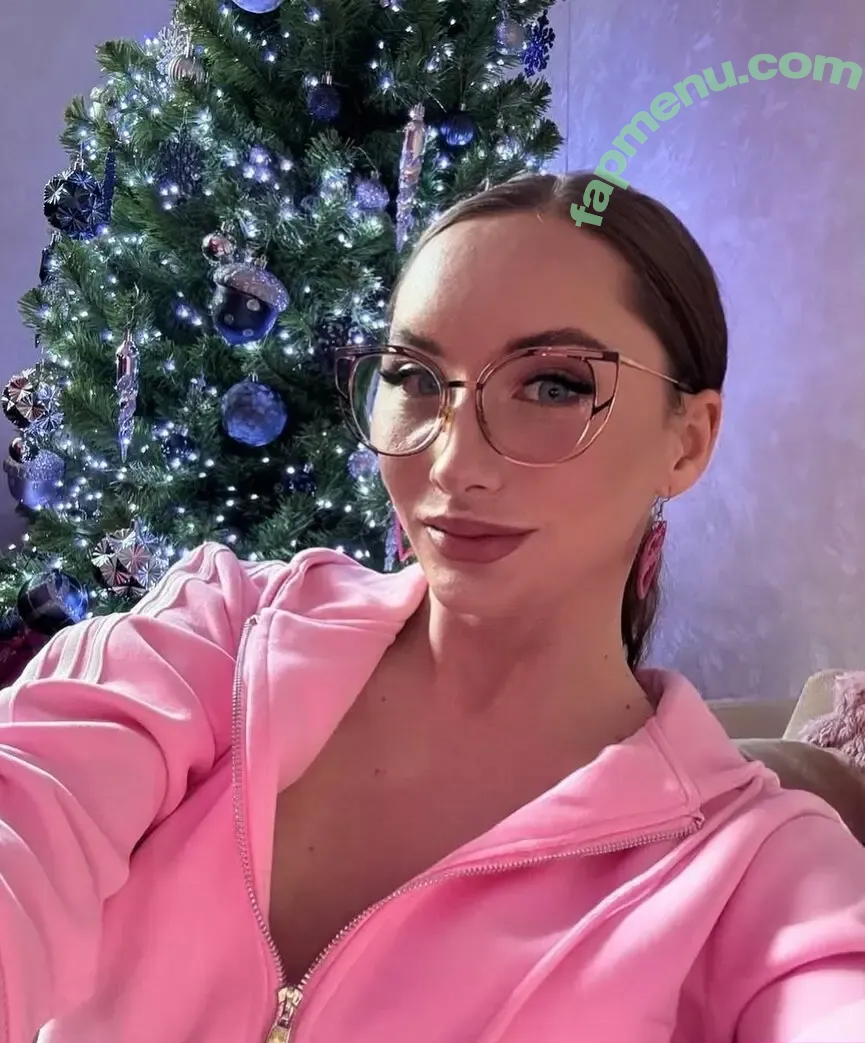 Eva Borisova nude photo #0025 (Eva_Borisova / groobytgirl)