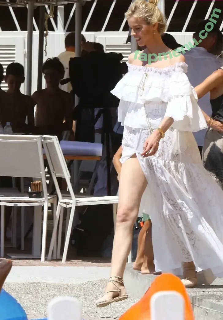 Eva Herzigová nude photo #0184 (evaherzigova)