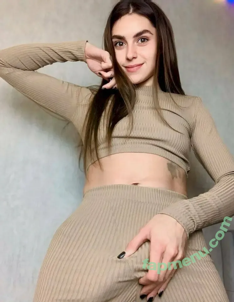 eva_lanche nude photo #0004 (evalanche)
