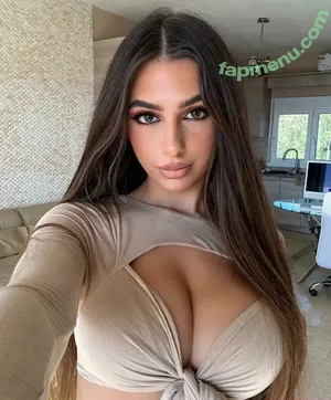 Eva Savagiou / ___evasavagiou nude photo #0628