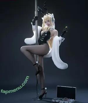 evaaaaaaarin / ev7arin / evarin nude photo #0001