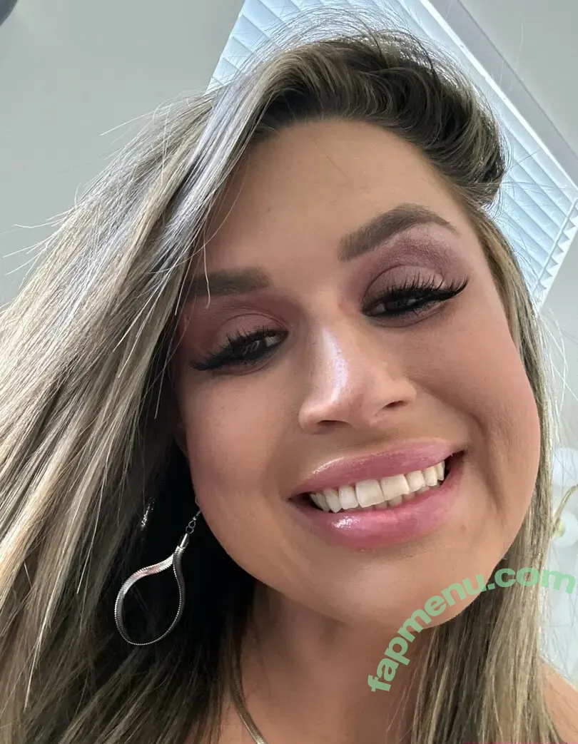 evaangelinatv nude photo #0008 (evaangelinatv)