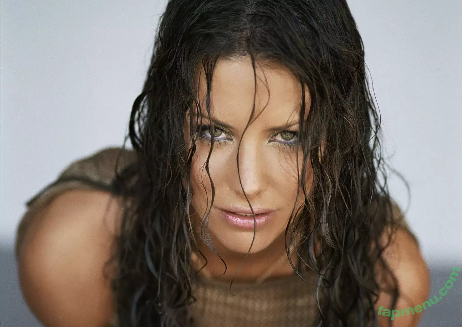 Evangeline Lilly nude photo #0311 (evangelinelillyofficial / lilyevangeline)