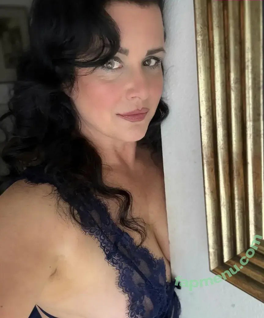 Evangeline nude photo #0048 (evparrish / evparrishofficial)