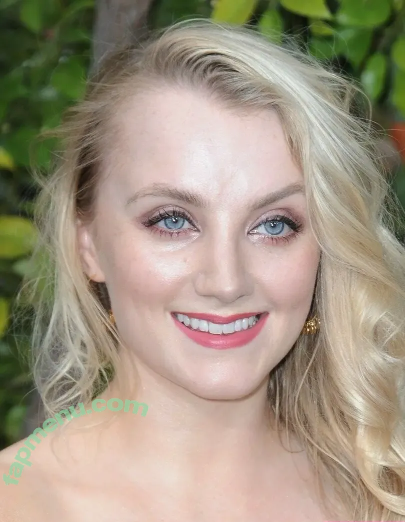 Evanna Lynch nude photo #0043 (evannalynch)