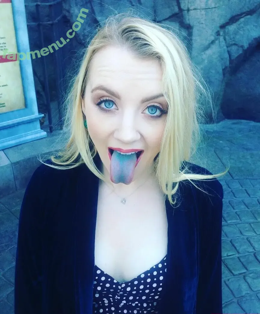 Evanna Lynch nude photo #0072 (evannalynch)
