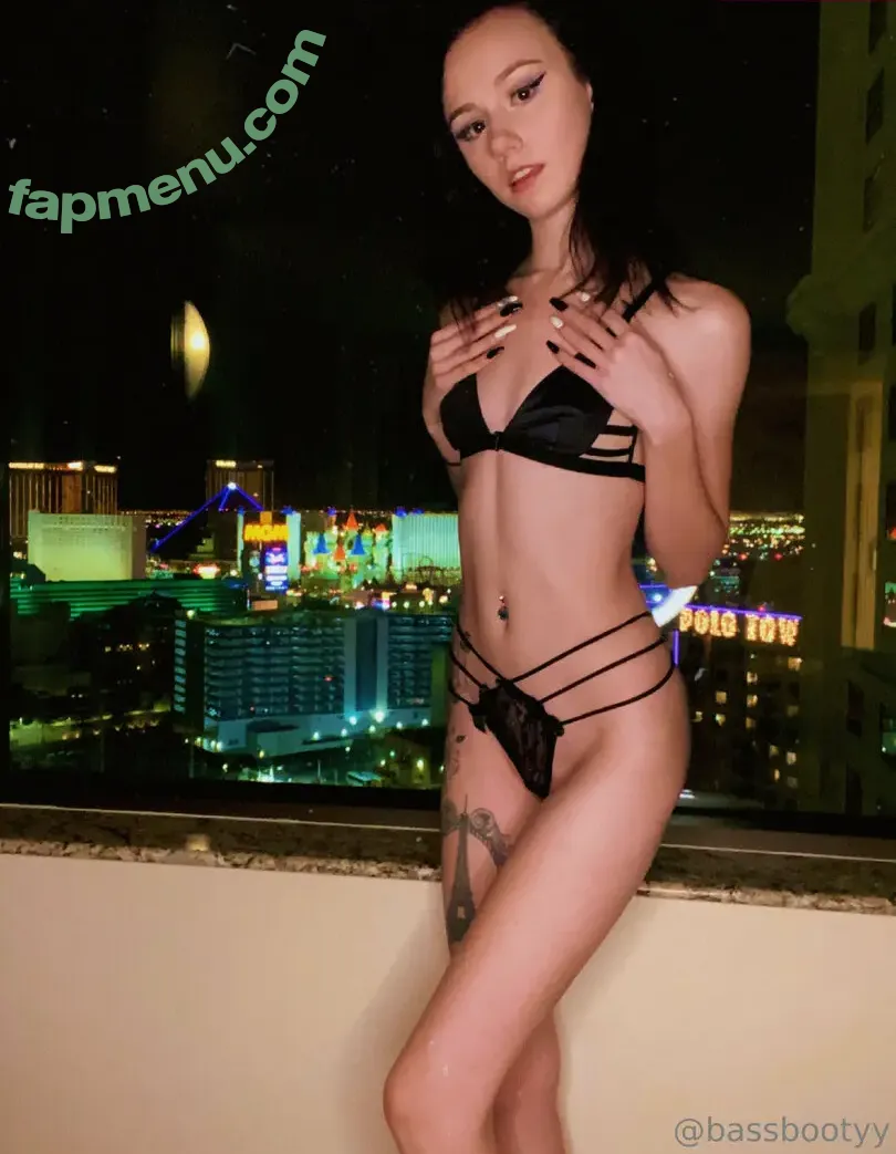 evanova nude photo #0007 (evanova316)