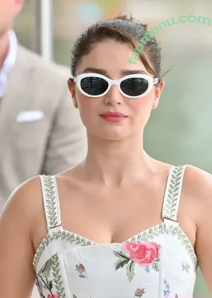 Eve Hewson / evehewson nude photo #0323