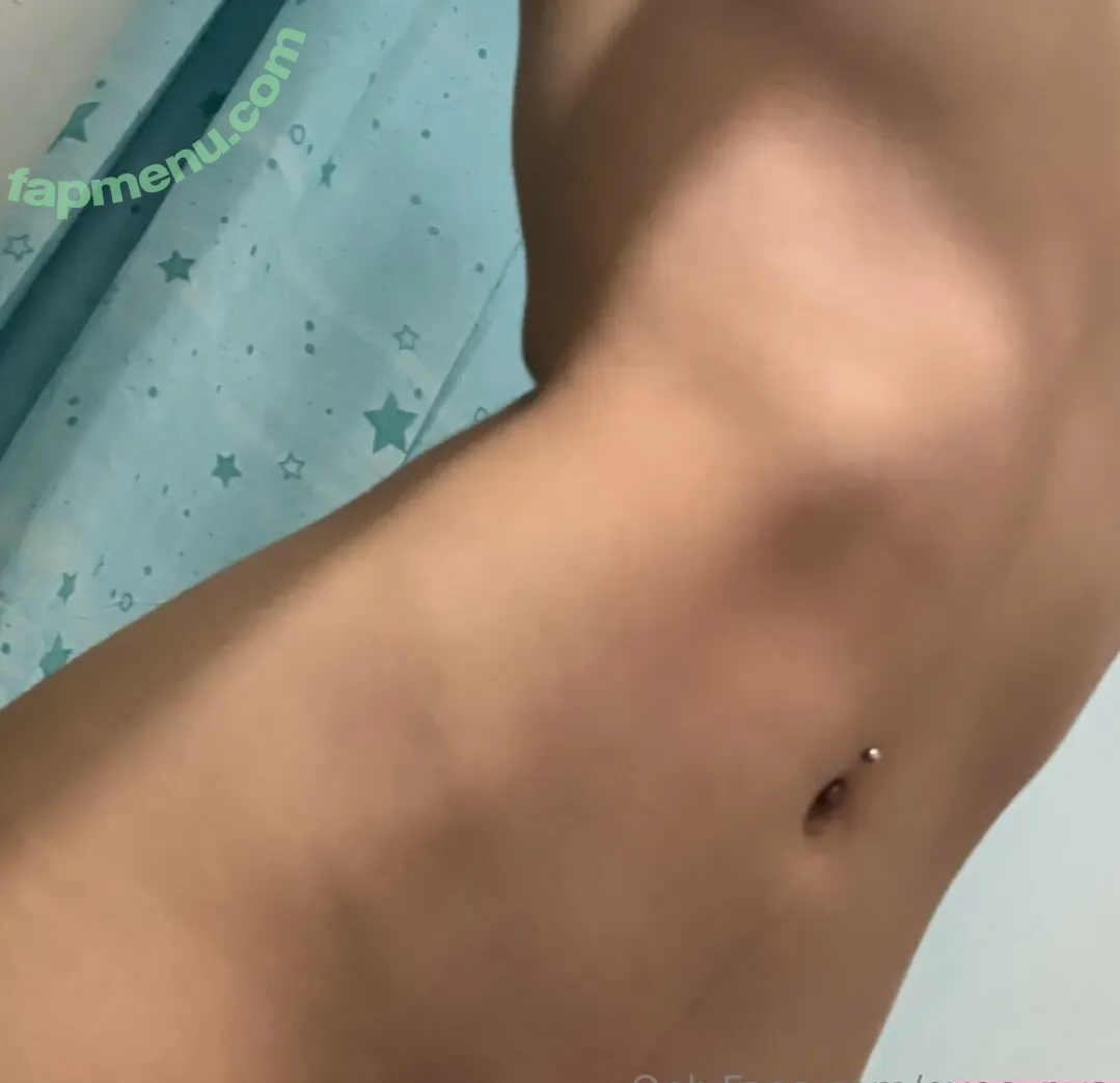evee_nya nude photo #0050 (evee_nya)