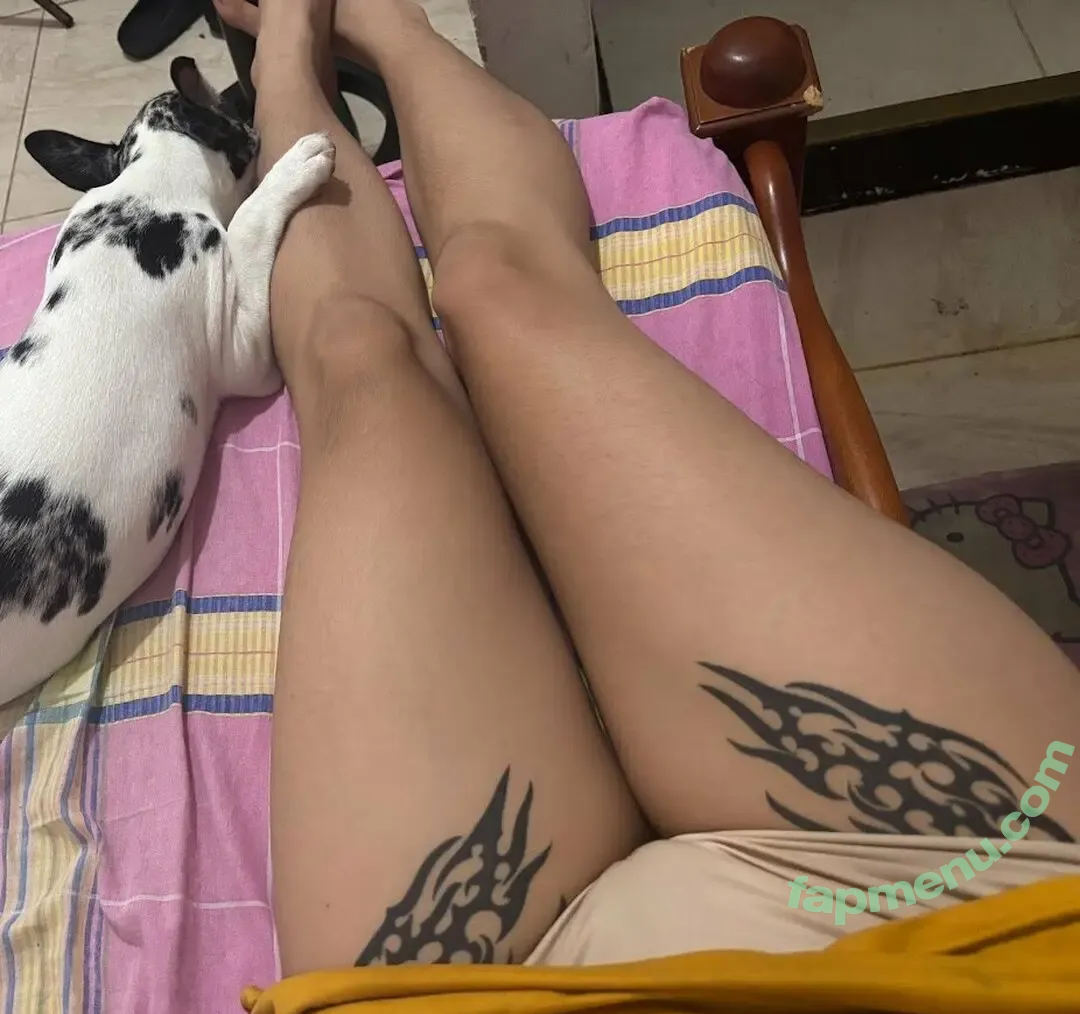 evee_nya nude photo #0051 (evee_nya)