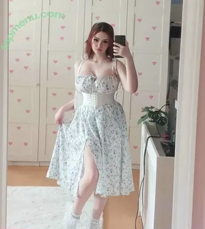  nude photo #0002