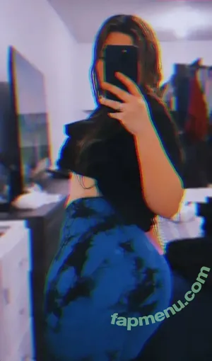 nude photo #0002