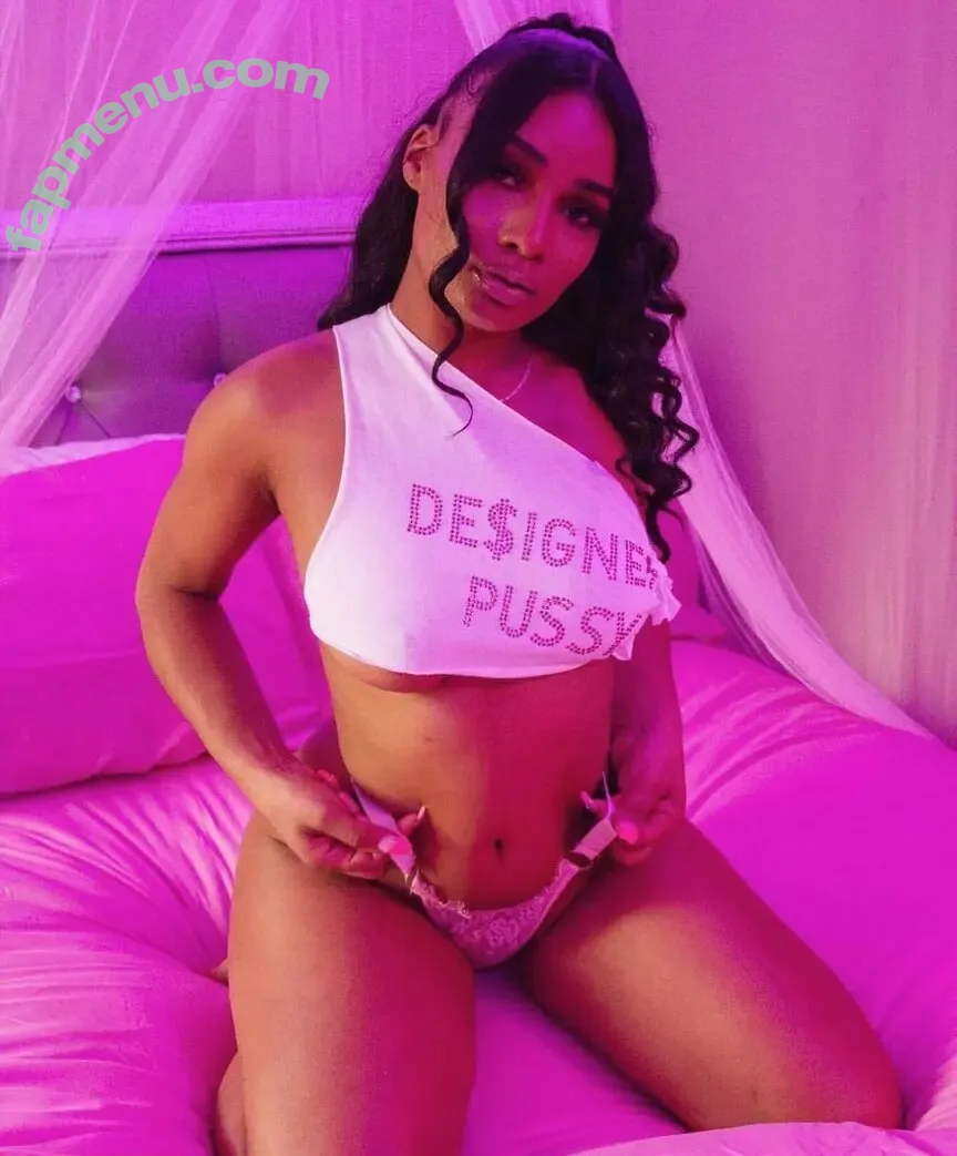 Everybodylovesbernii nude photo #0002 (berniiii)