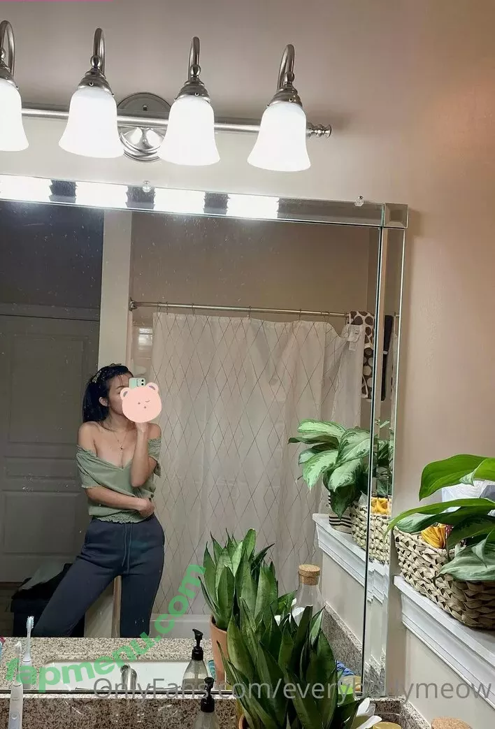 everybodymeow nude photo #0061 (lordbowserthecat)