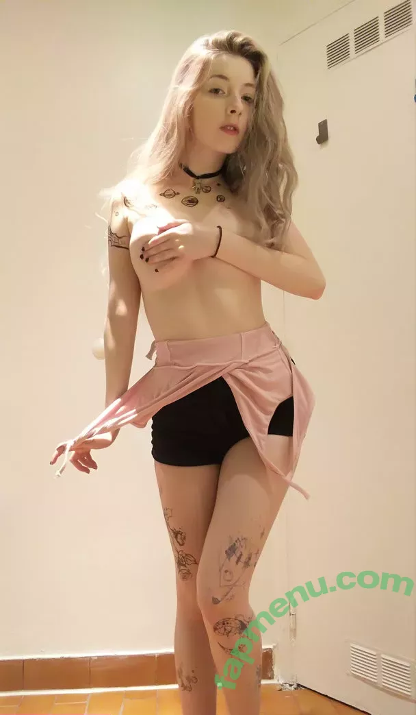 Evettes Niche nude photo #0021 (evettesniche)