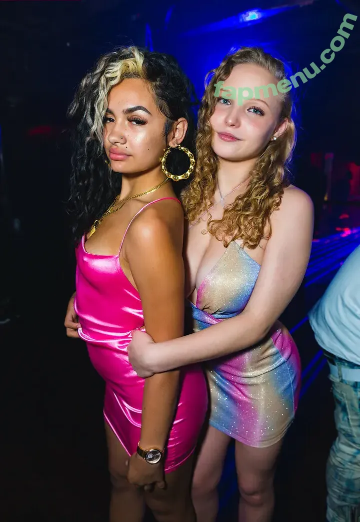 Evie Erikson + Ellie Erikson nude photo #0130 (evie.erikson / evieerikson)
