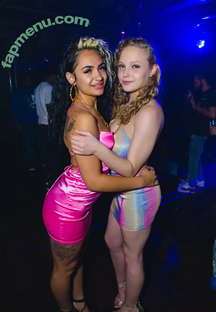 Evie Erikson + Ellie Erikson nude photo #0138 (evie.erikson / evieerikson)