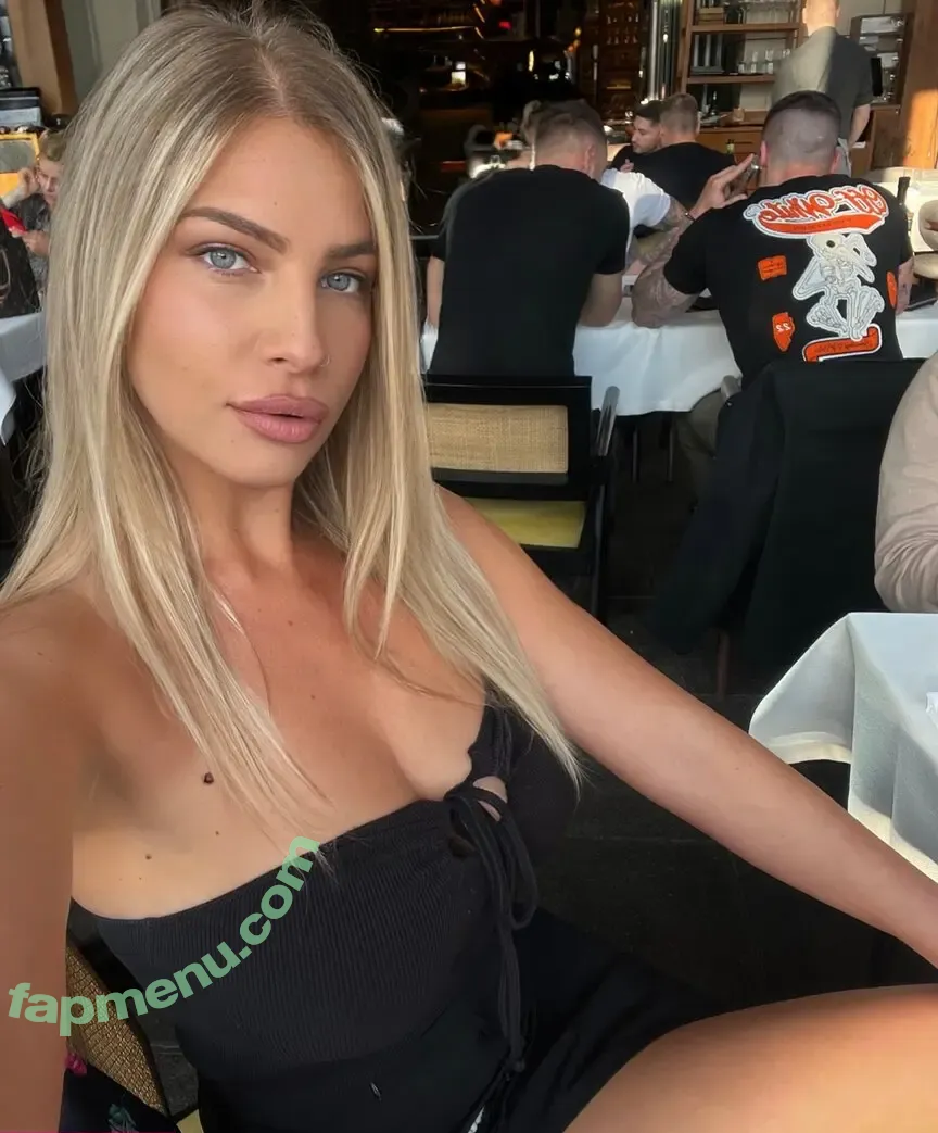evitaaa29 nude photo #0031 (evitaaa29)