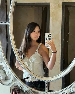 ExtraEmily / extra.emilay / extraemilyy / extremly_cute nude photo #0194